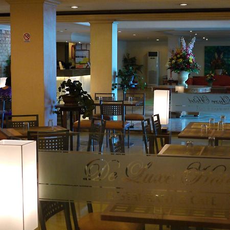 De Luxe Hotel Cagayan de Oro Dış mekan fotoğraf