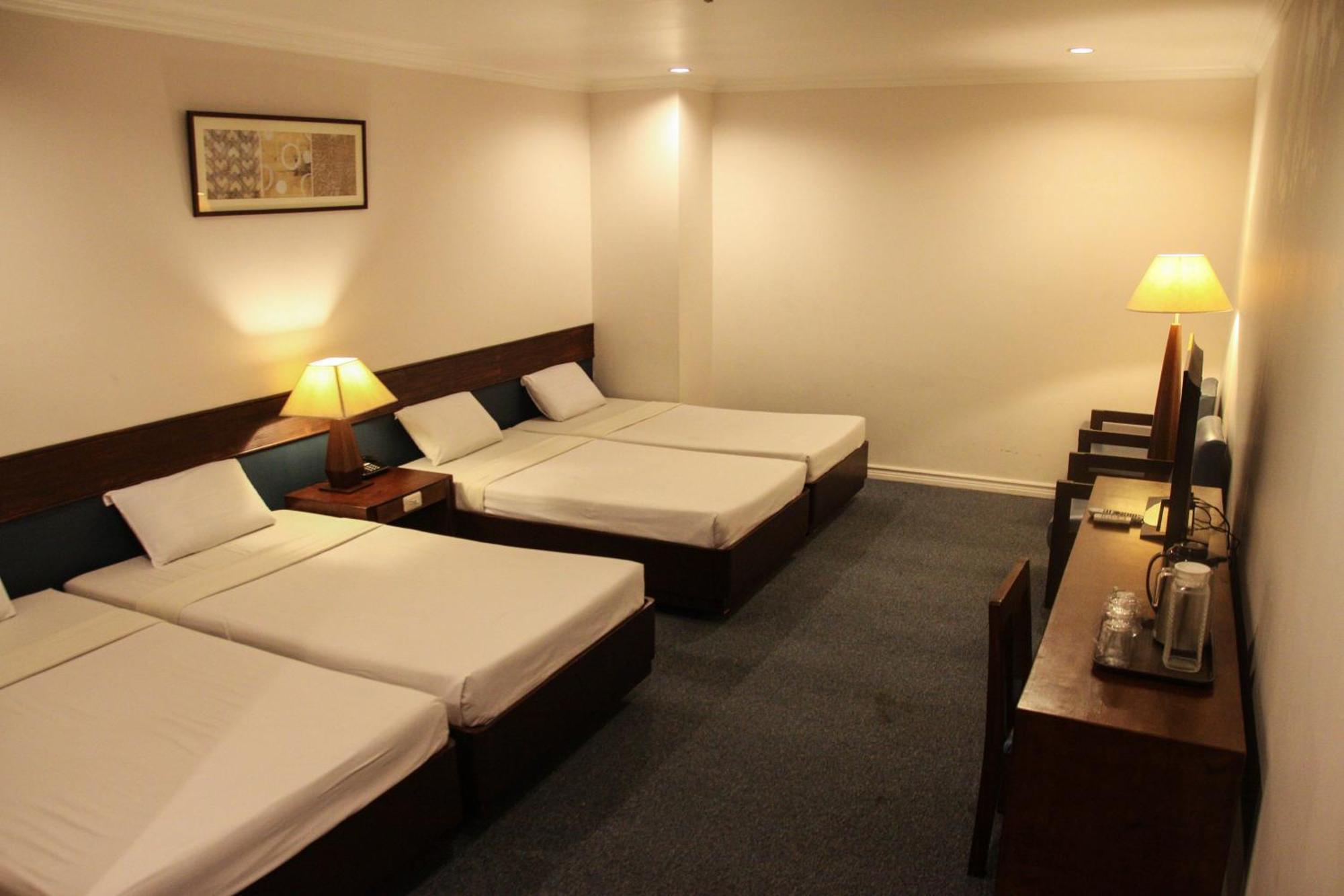 De Luxe Hotel Cagayan de Oro Dış mekan fotoğraf
