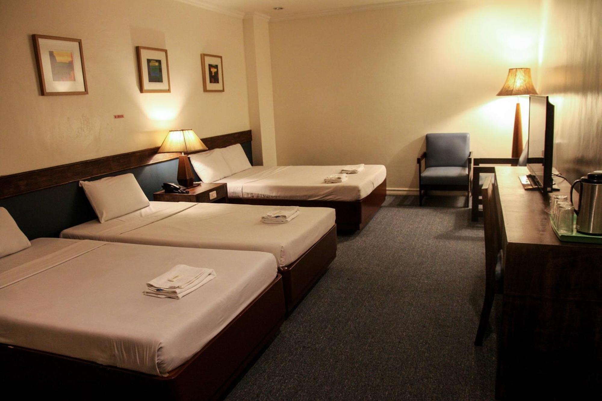 De Luxe Hotel Cagayan de Oro Dış mekan fotoğraf