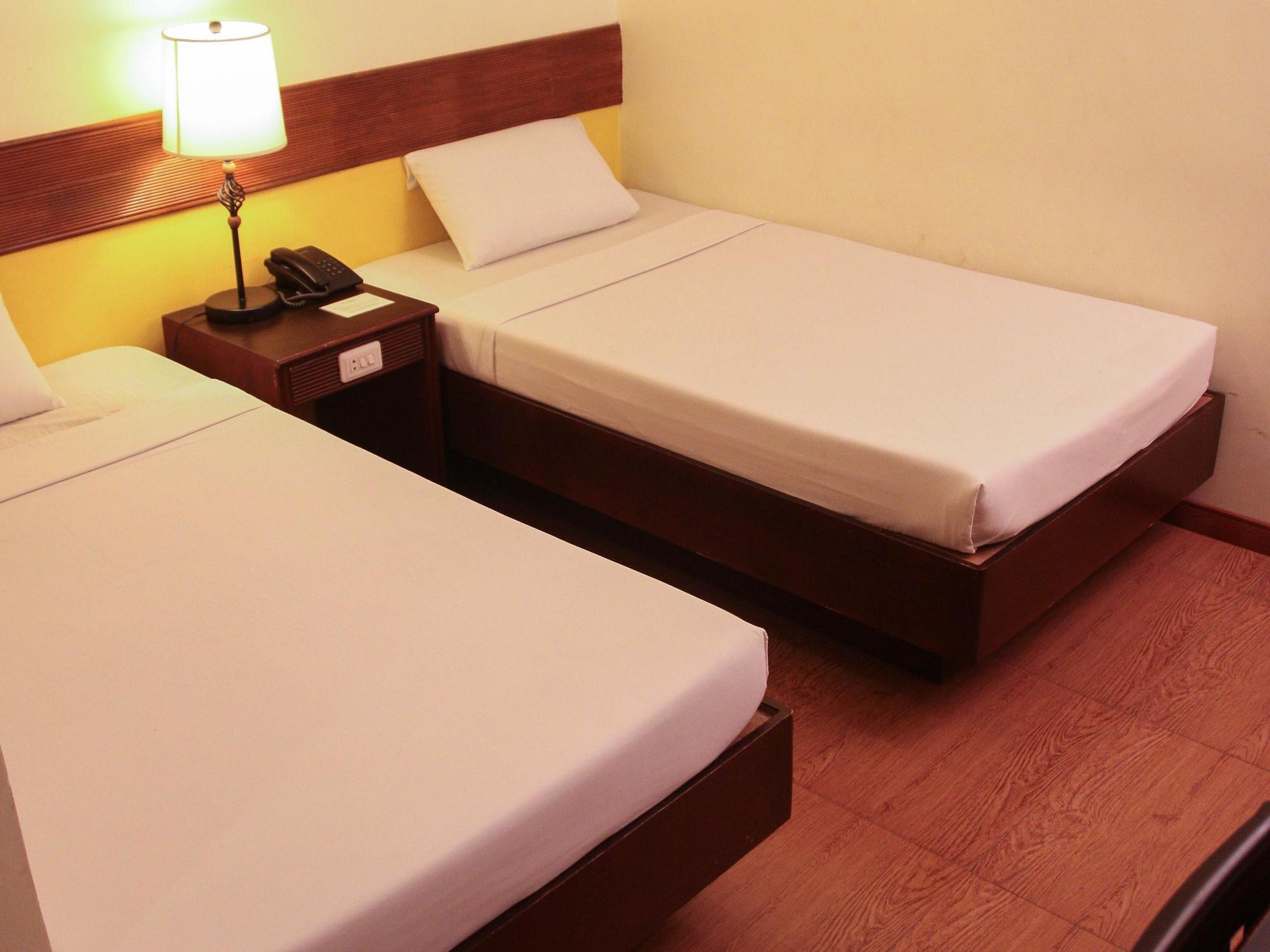 De Luxe Hotel Cagayan de Oro Dış mekan fotoğraf
